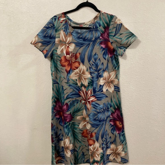 Hilo Hattie Dresses & Skirts - Hilo Hattie Women’s Midi Dress Floral Tropical Hawaiian Vacation Short Sleeve M